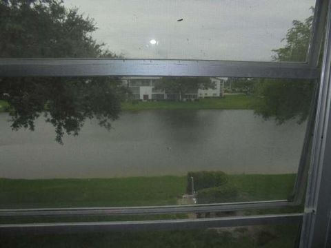 246 Fanshaw F Boca Raton FL 33434