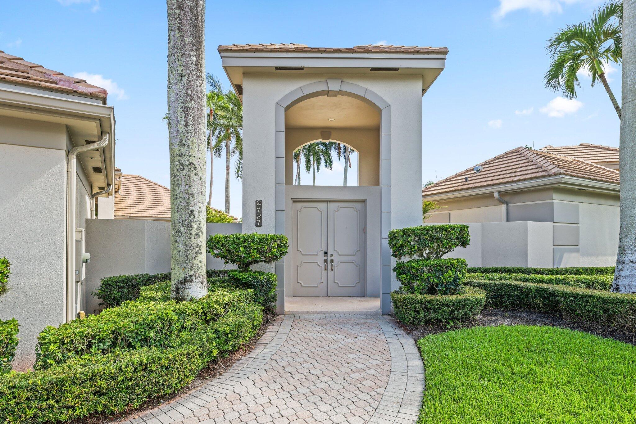 VINTAGE PLACE - Residential