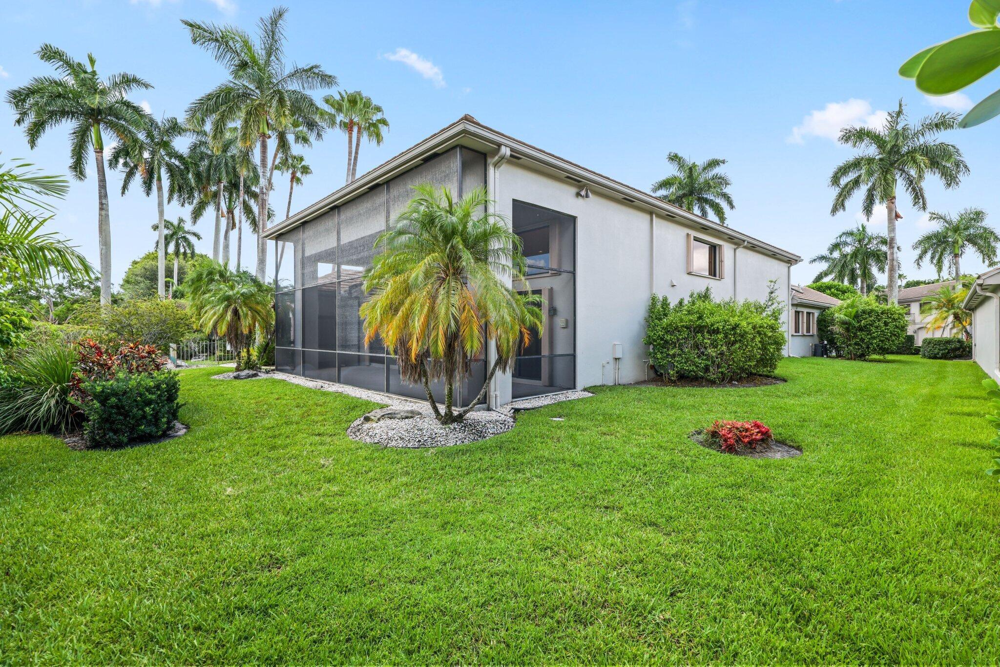 VINTAGE PLACE - Residential