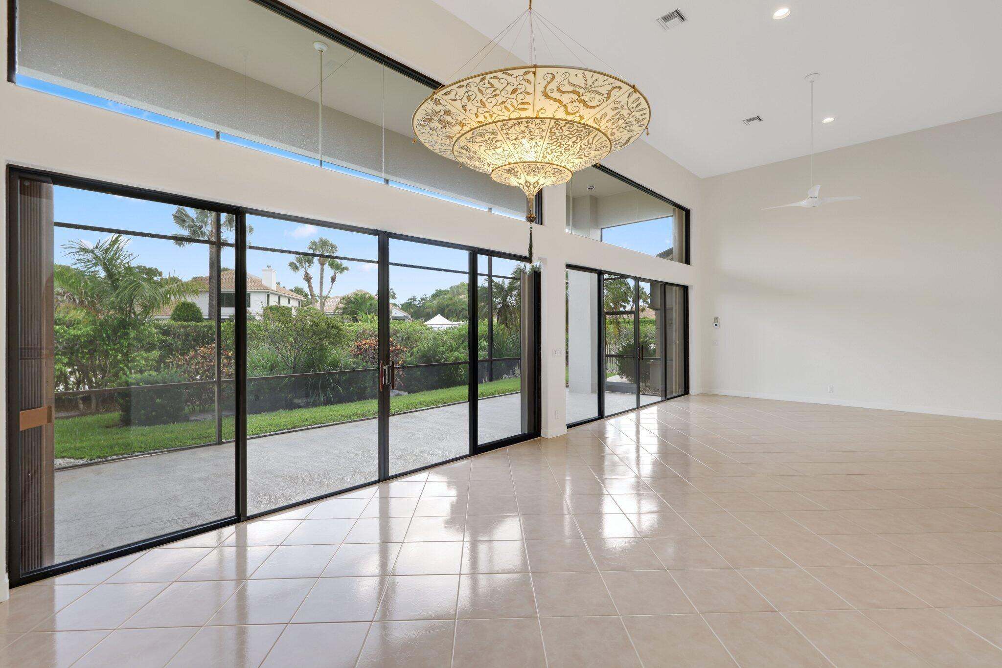 VINTAGE PLACE - Residential