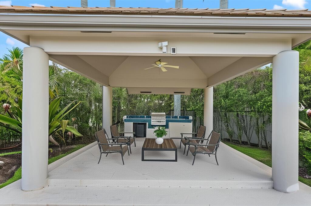 VINTAGE PLACE - Residential