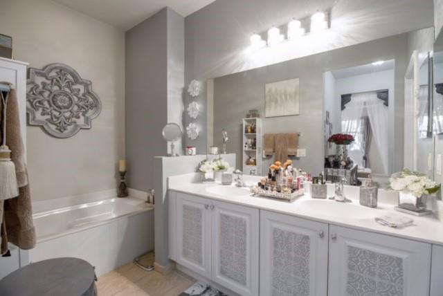 Paloma Lakes - Residential