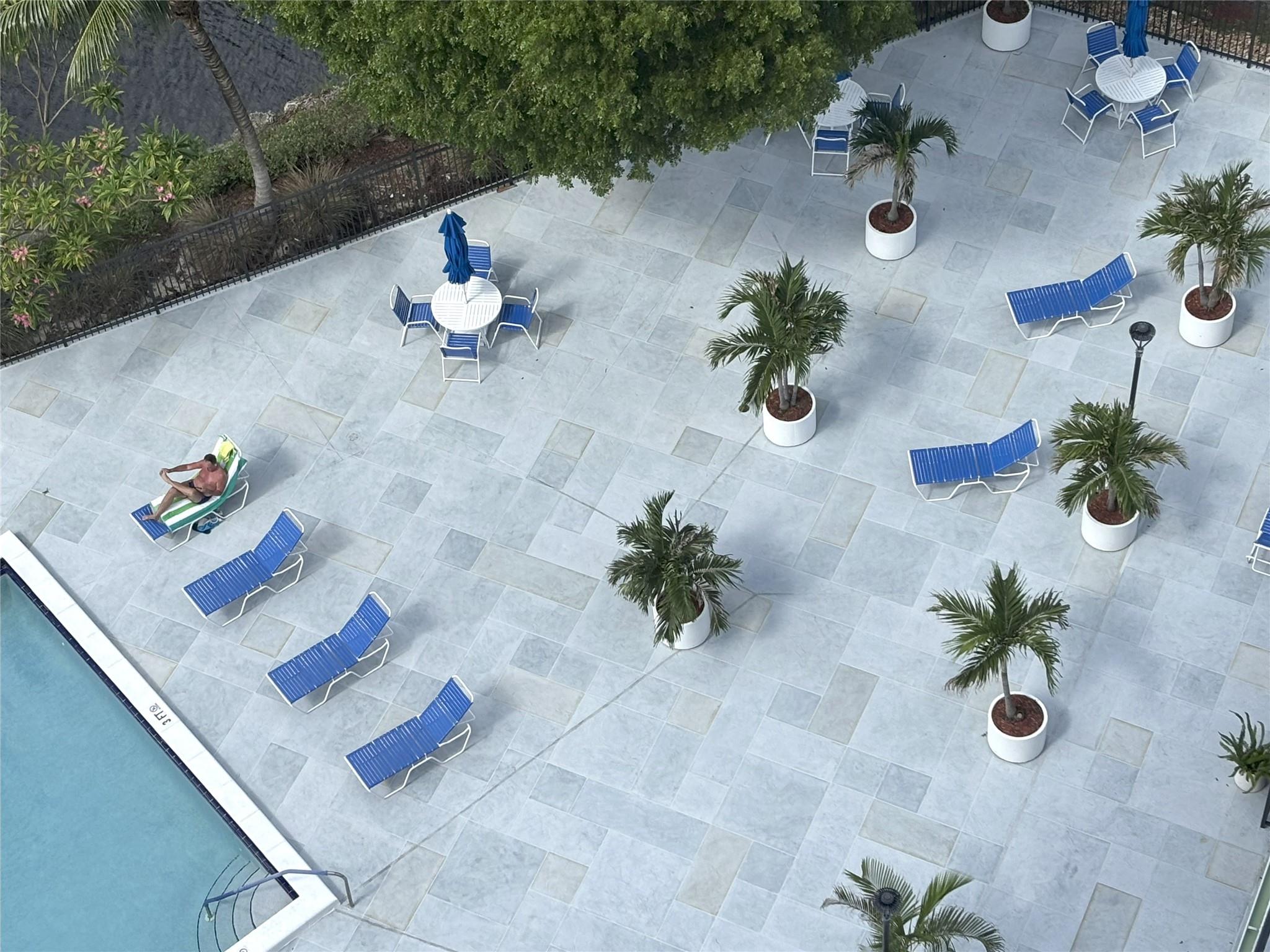 Drake Tower - Residential