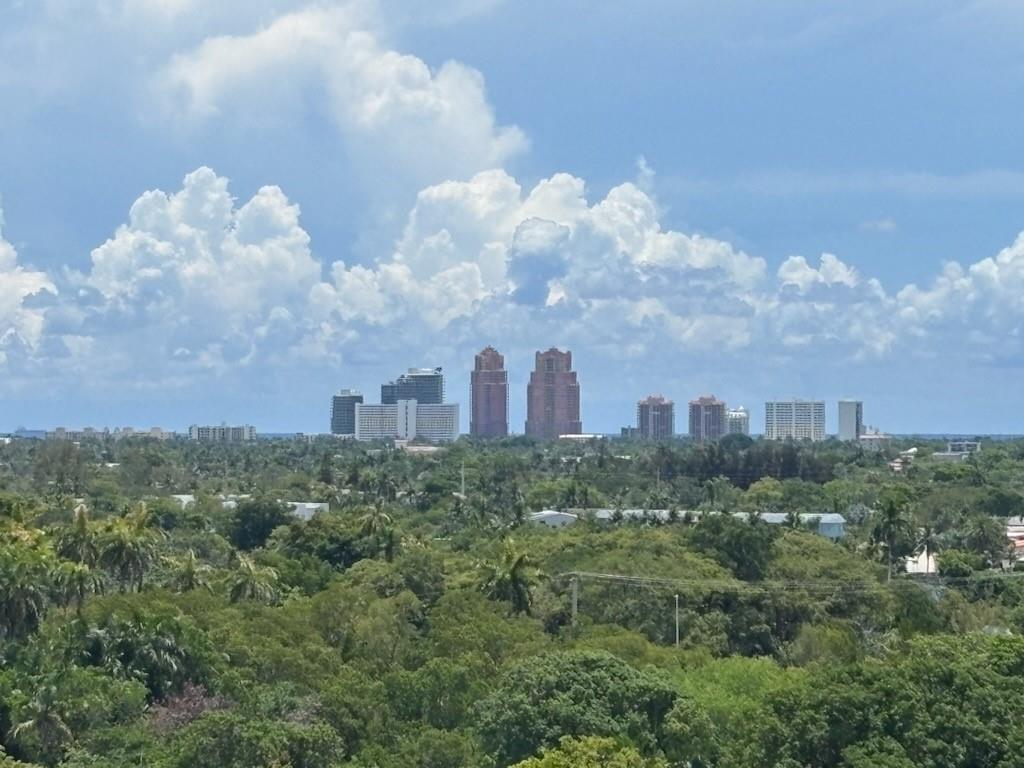 Drake Tower - Residential