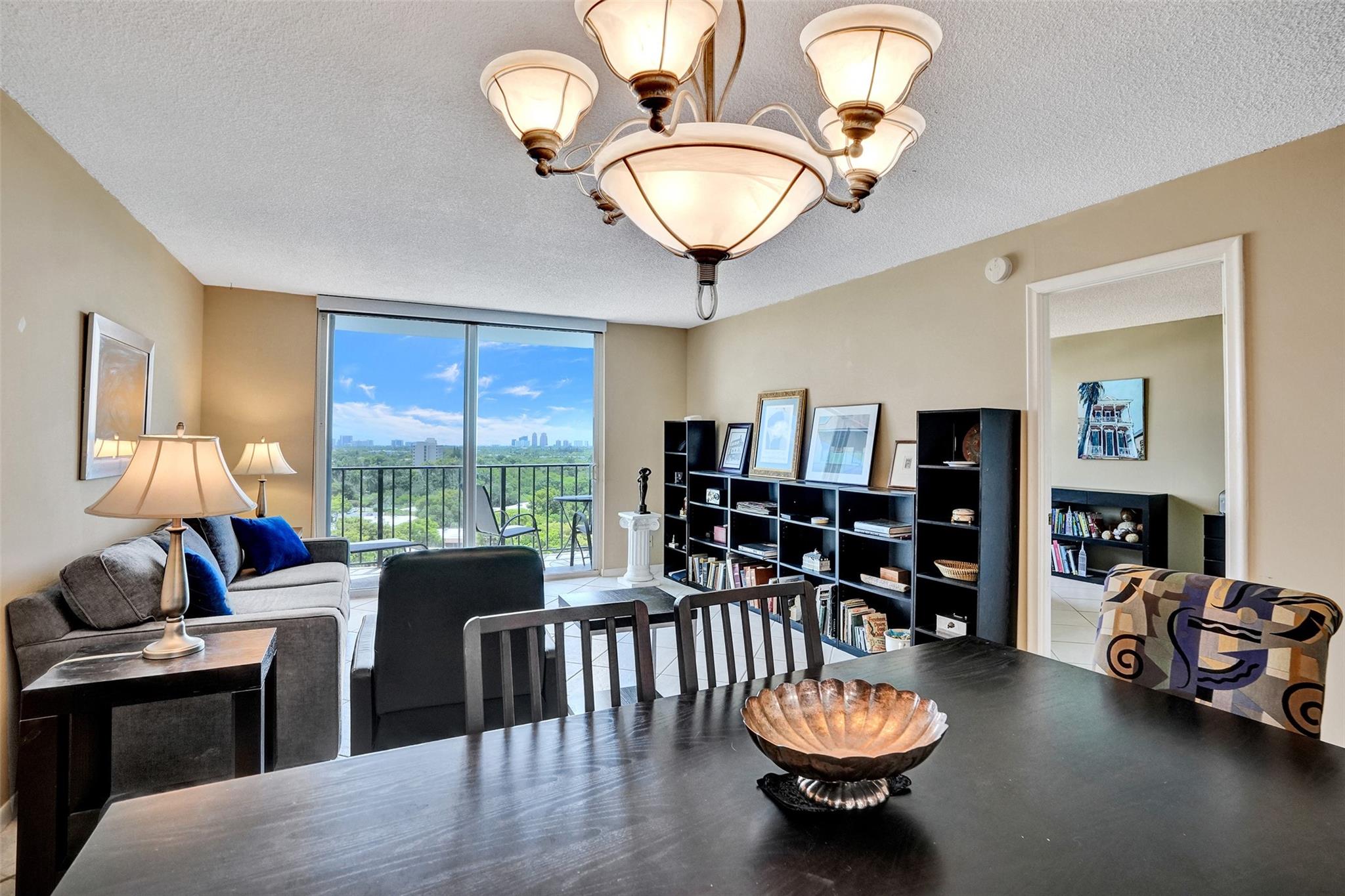 Drake Tower - Residential