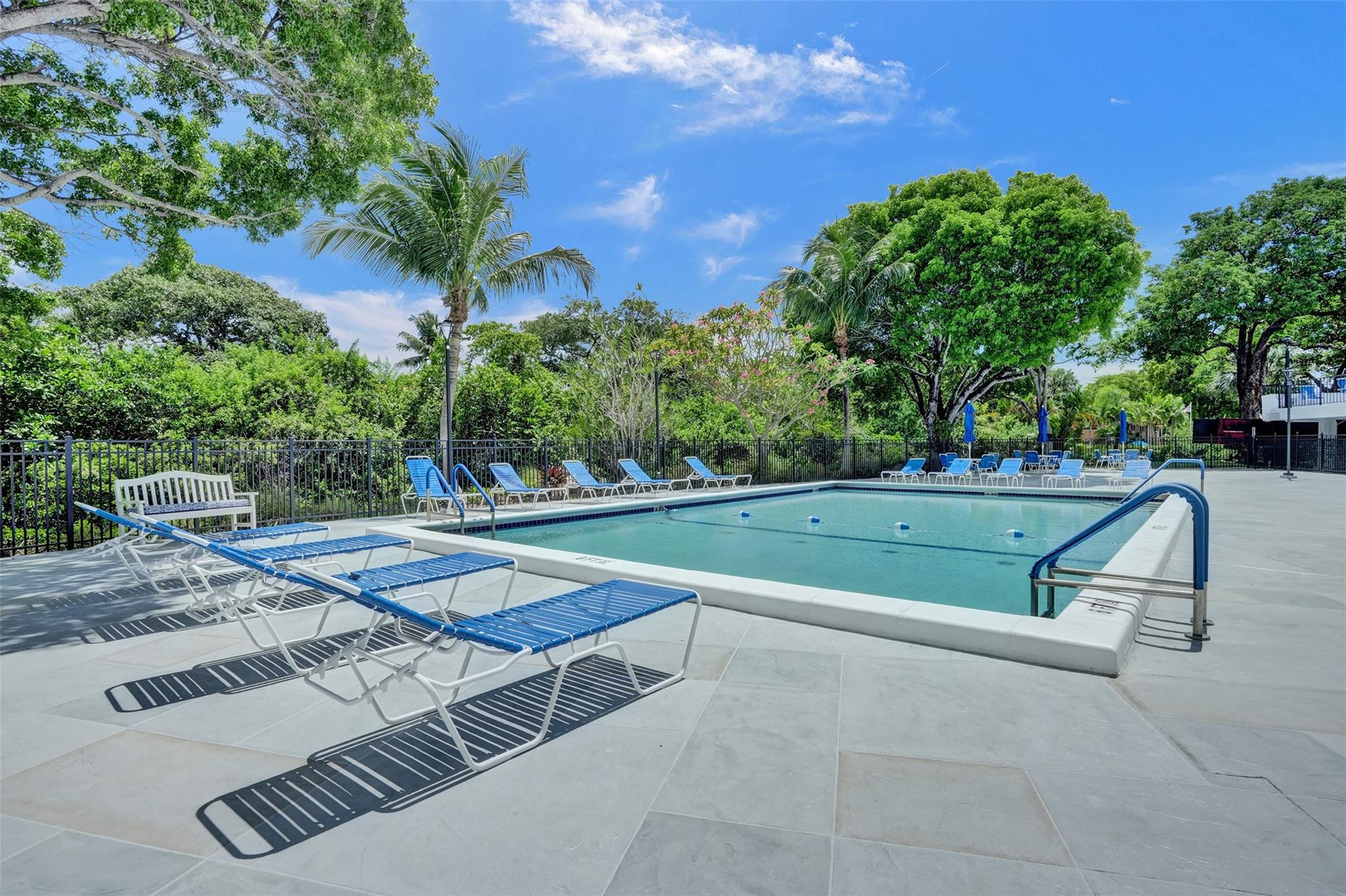 Drake Tower - Residential