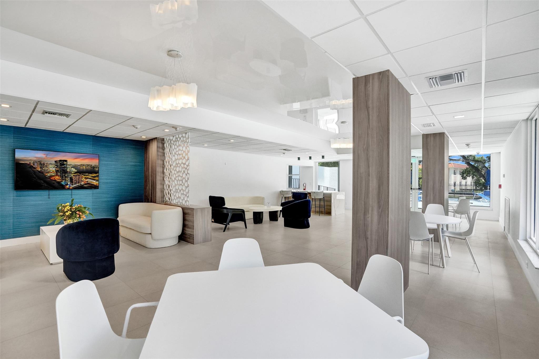 Drake Tower - Residential