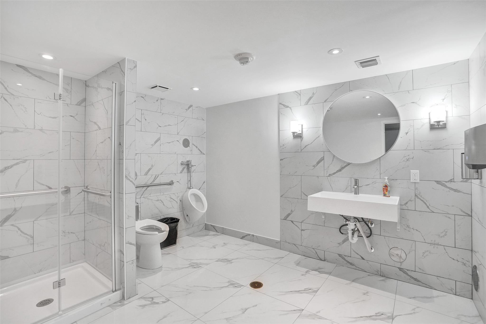 Drake Tower - Residential