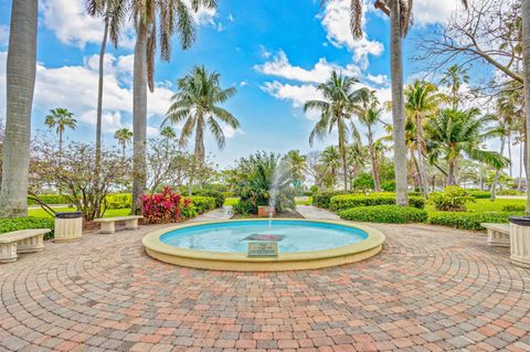 A home in Lake Worth Beach