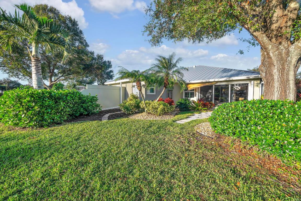 THE MEADOWS AT MARTIN DOWNS - Residential