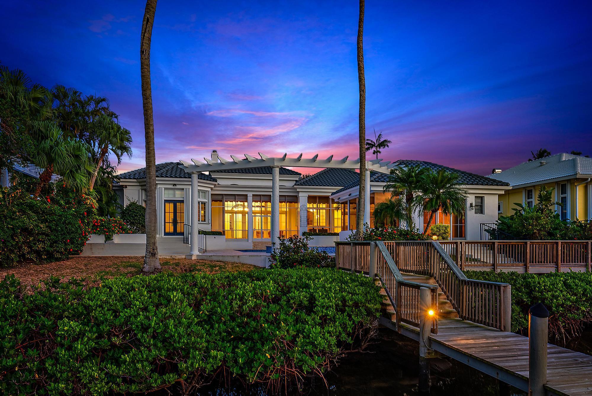 Admirals Cove - Residential