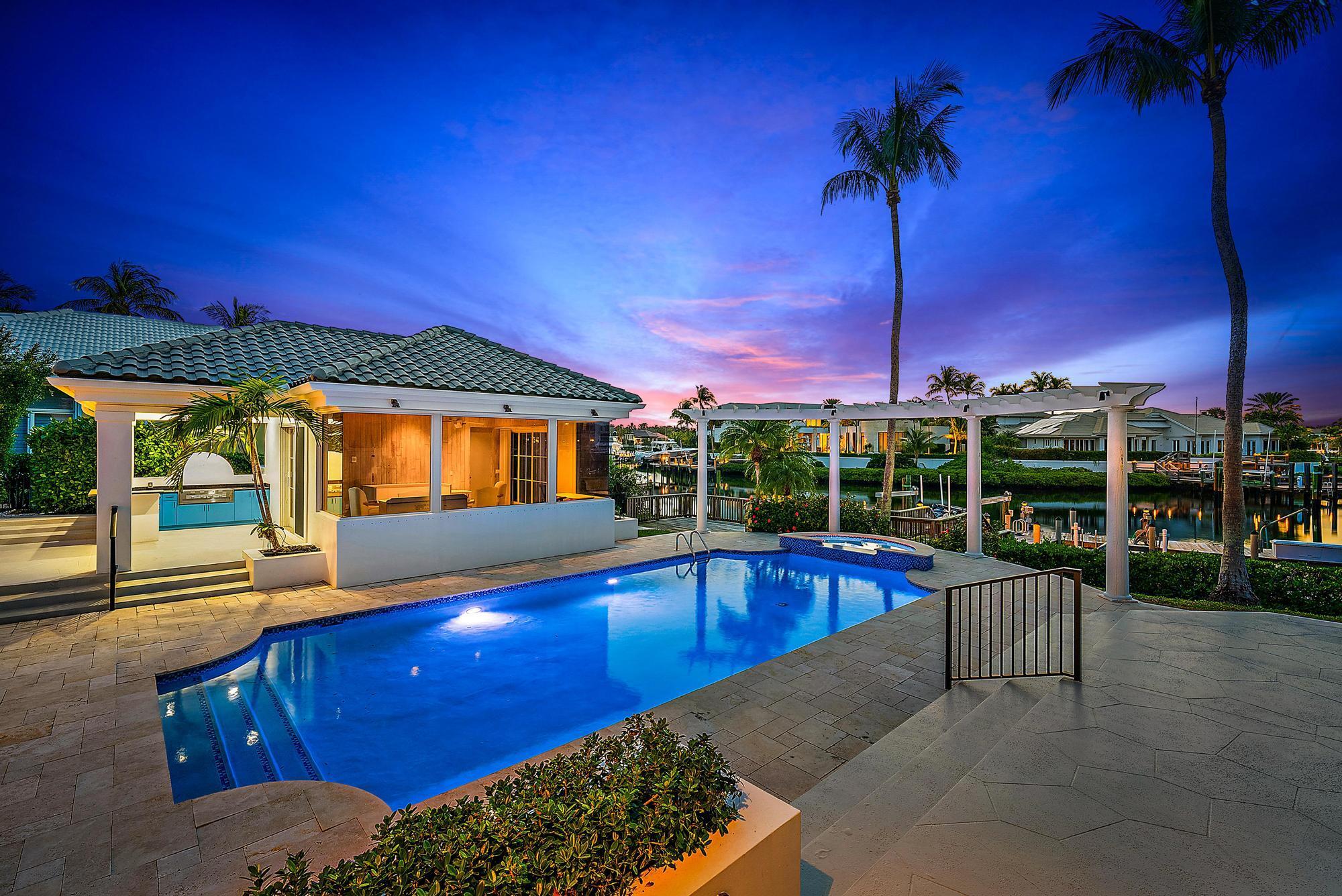 Admirals Cove - Residential