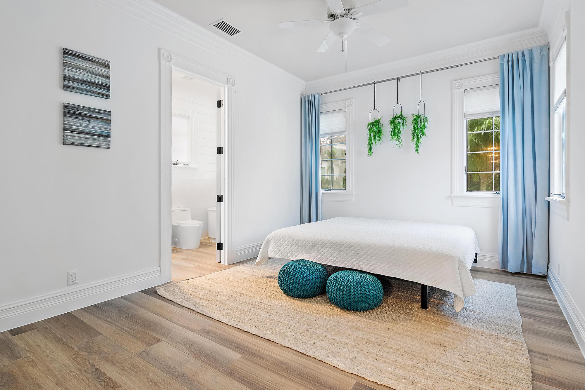 Admirals Cove - Residential