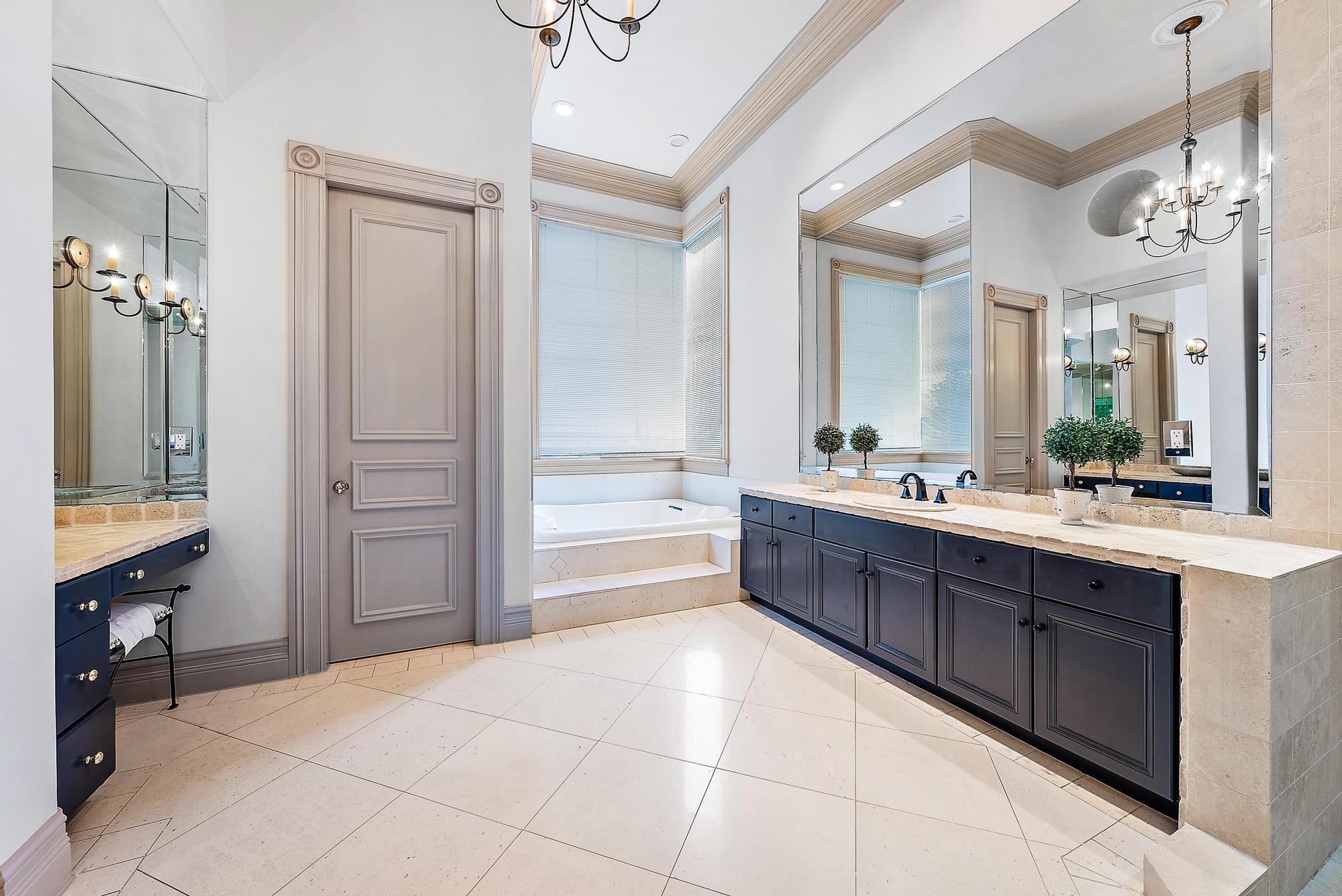 Admirals Cove - Residential