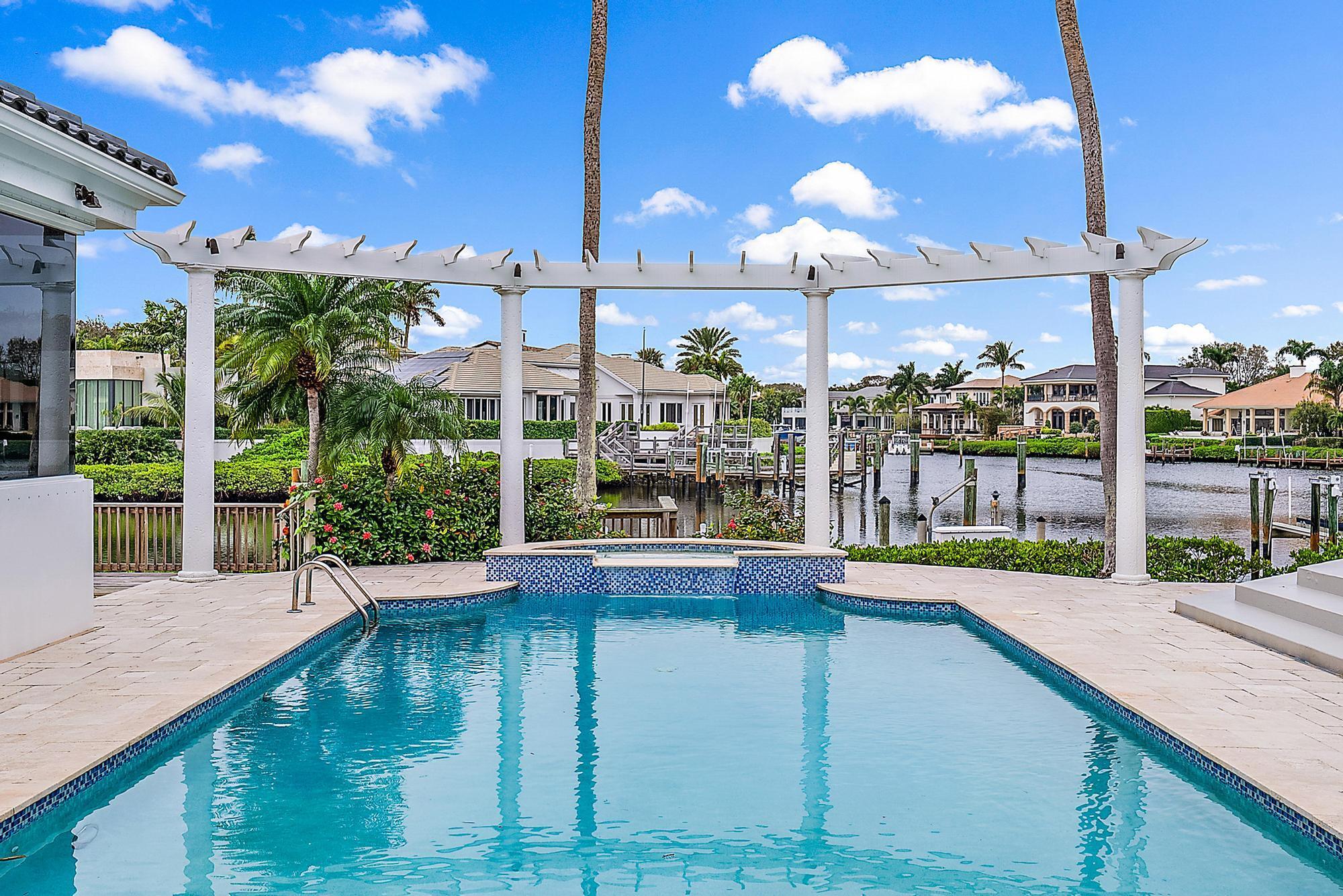 Admirals Cove - Residential