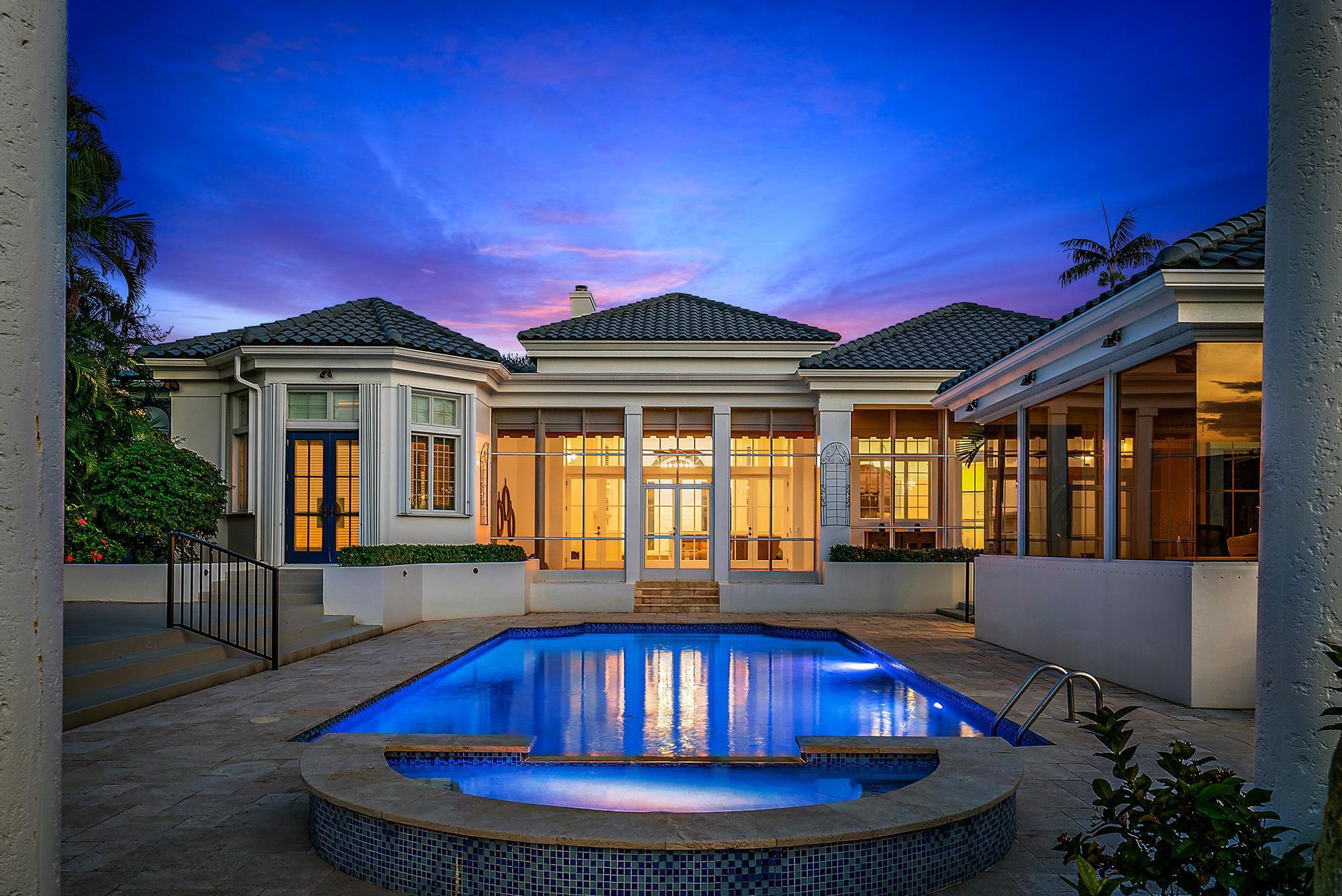 Admirals Cove - Residential