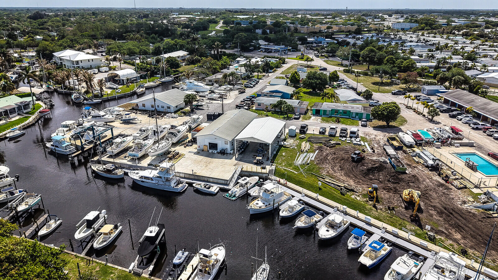 HIDDEN HARBOUR CONDO - Residential