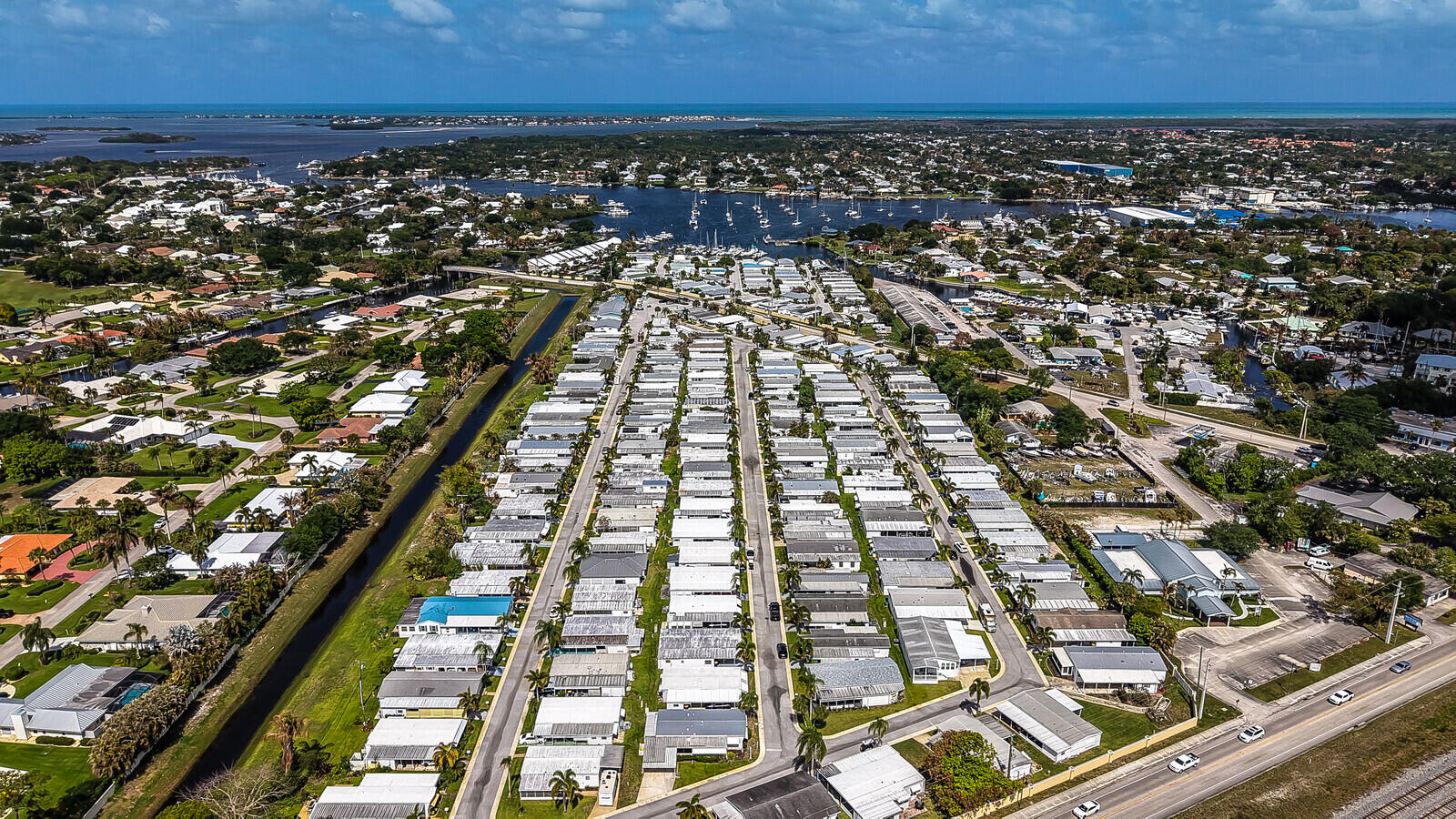 HIDDEN HARBOUR CONDO - Residential