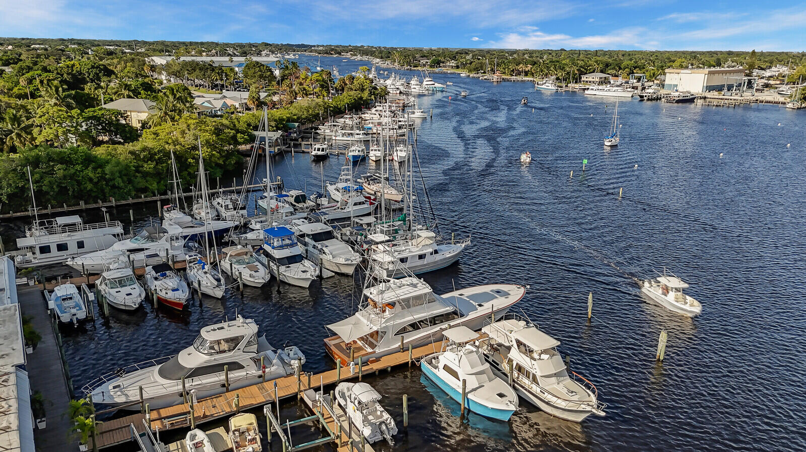 HIDDEN HARBOUR CONDO - Residential
