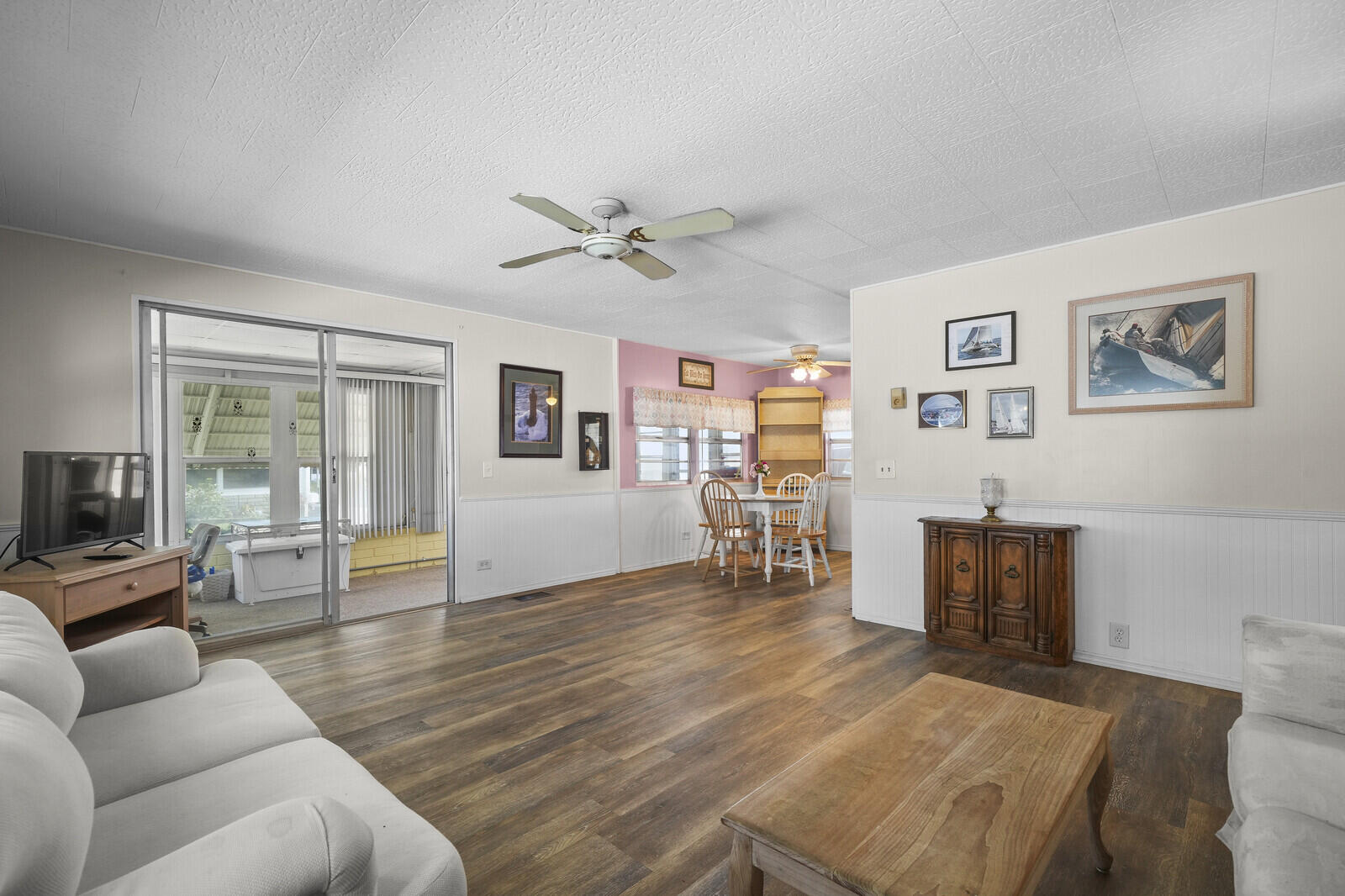 HIDDEN HARBOUR CONDO - Residential