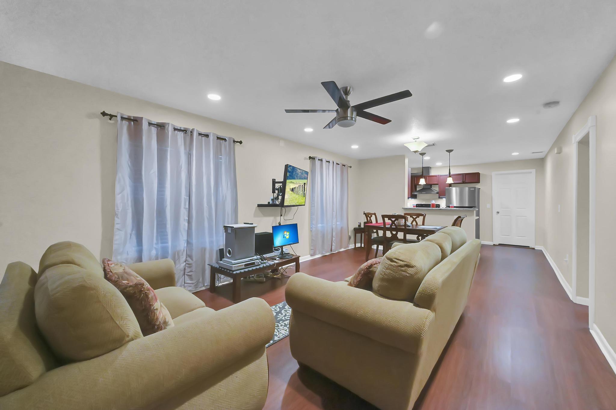 FRANKLIN PARK ADDITION - Residential