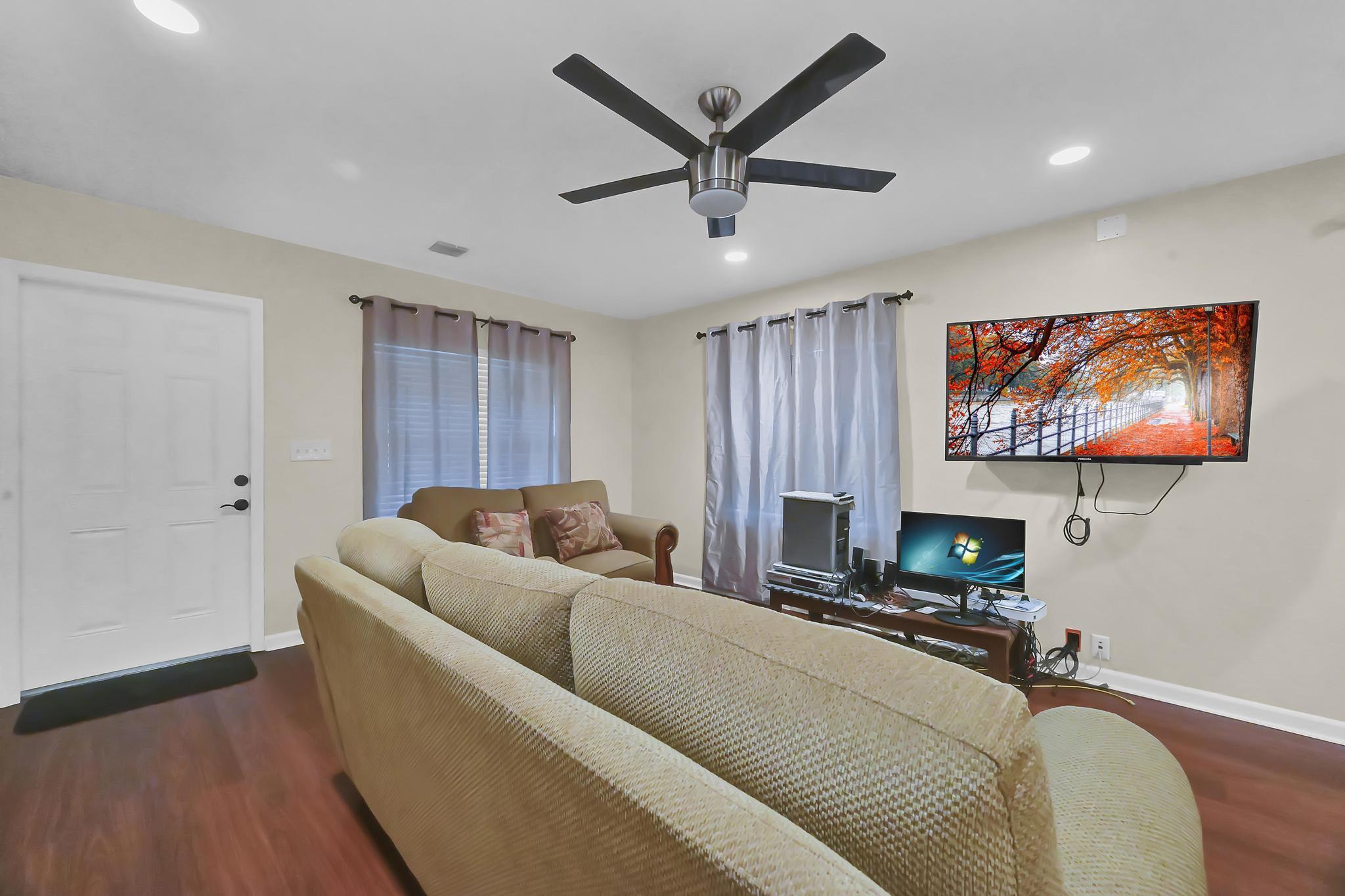 FRANKLIN PARK ADDITION - Residential