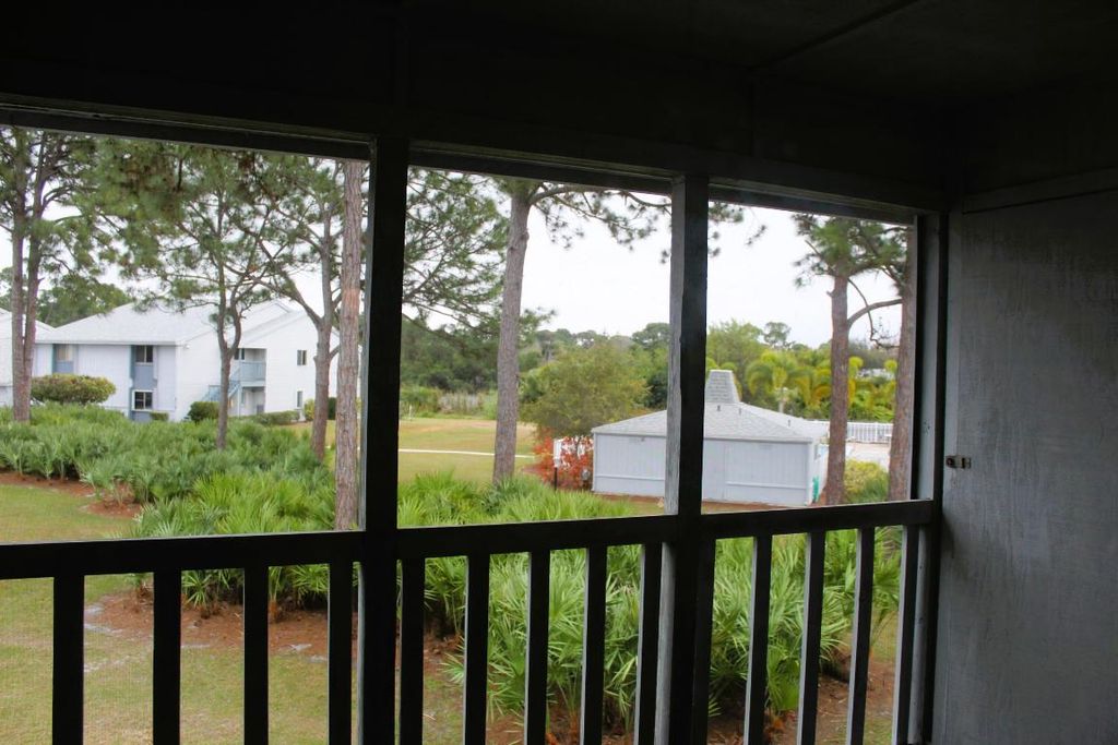 Photo of 5747 Deer Run Drive #1l, Fort Pierce, FL 34951 (MLS # R10956225)