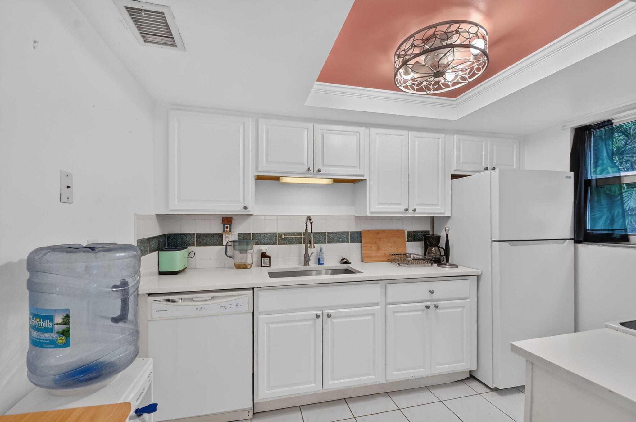 Properties 658 NE 6TH Court E E