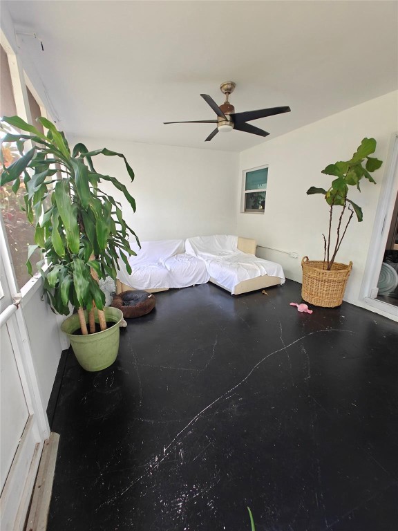 Hollywood Hills 6-22 B - Residential