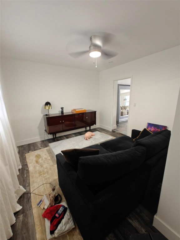 Hollywood Hills 6-22 B - Residential