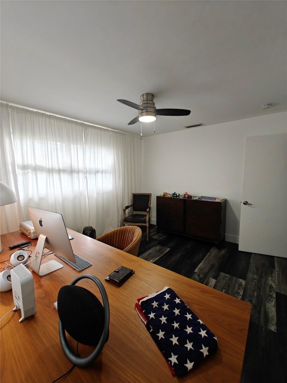 Hollywood Hills 6-22 B - Residential