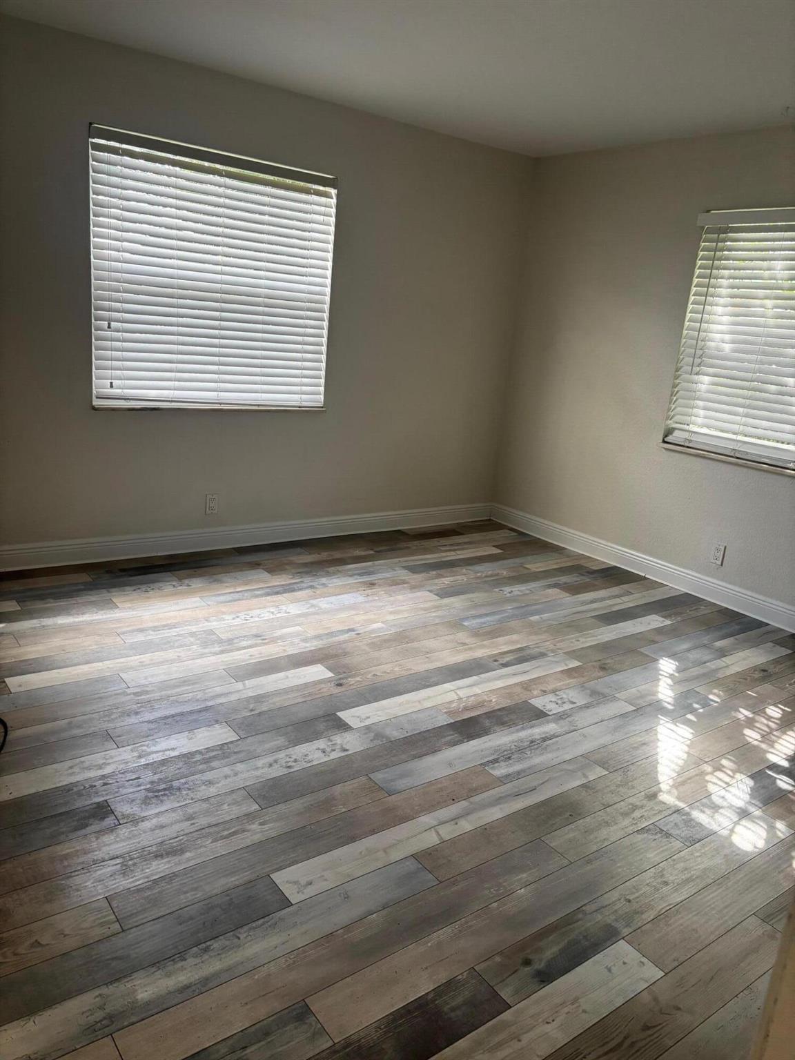 MARINA LAKE CONDO - Residential Lease