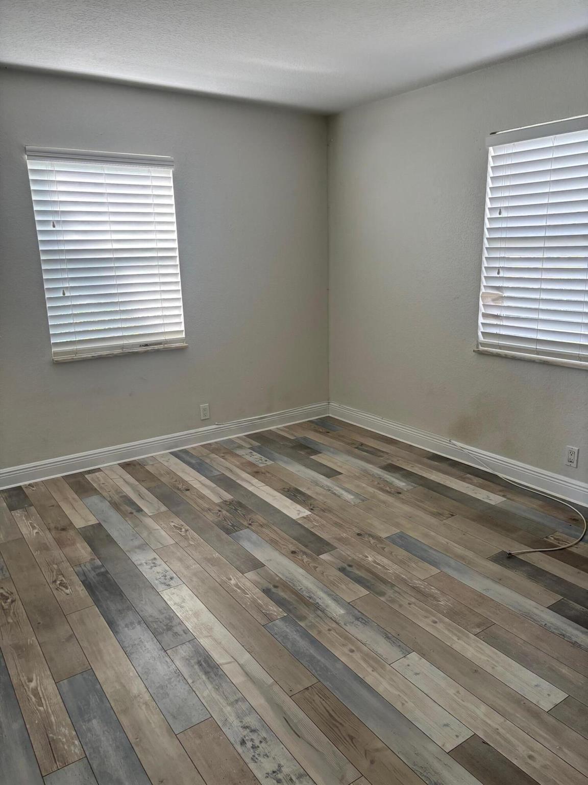 MARINA LAKE CONDO - Residential Lease