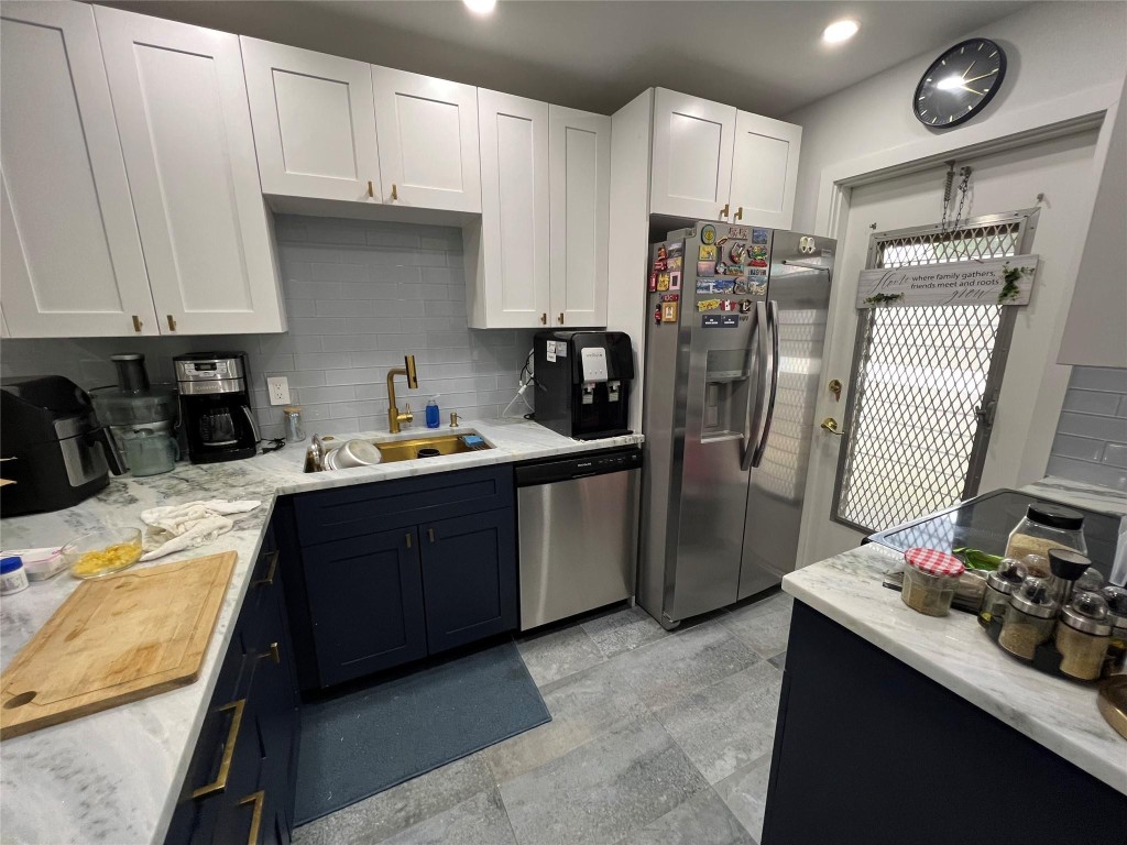 400 NE 20th Street C115