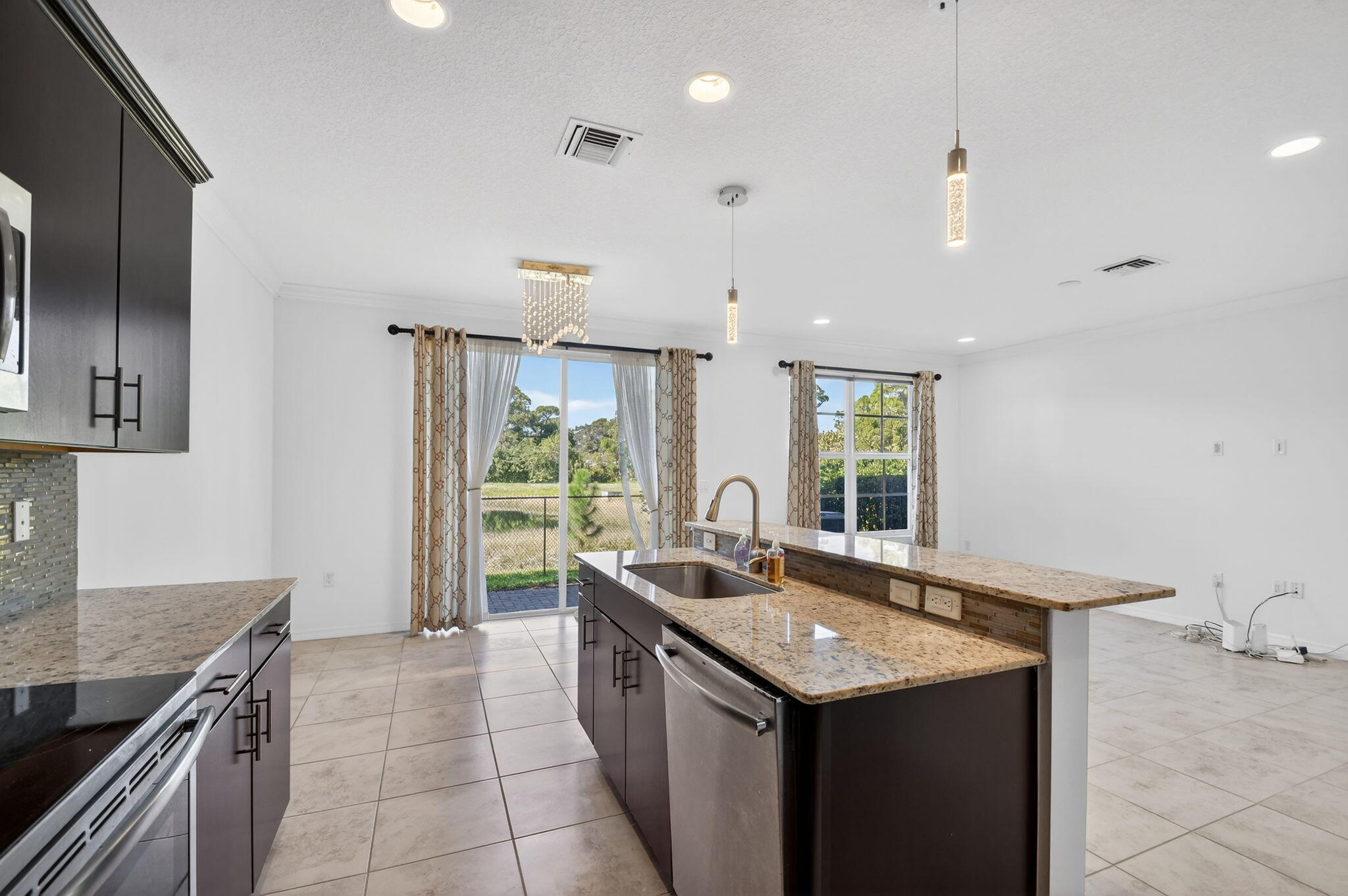TARA COVE - Residential