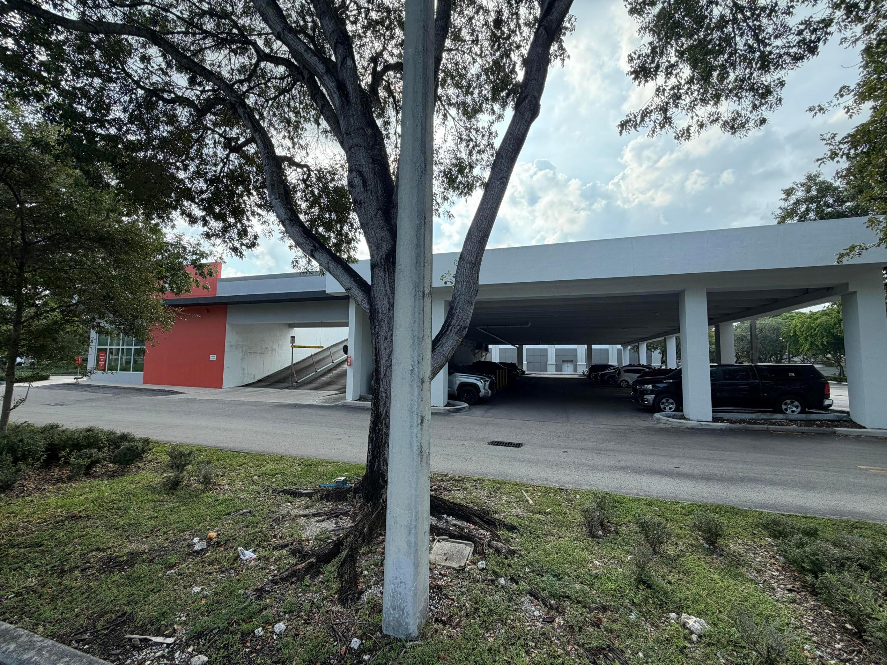 10015 NW 41ST Street