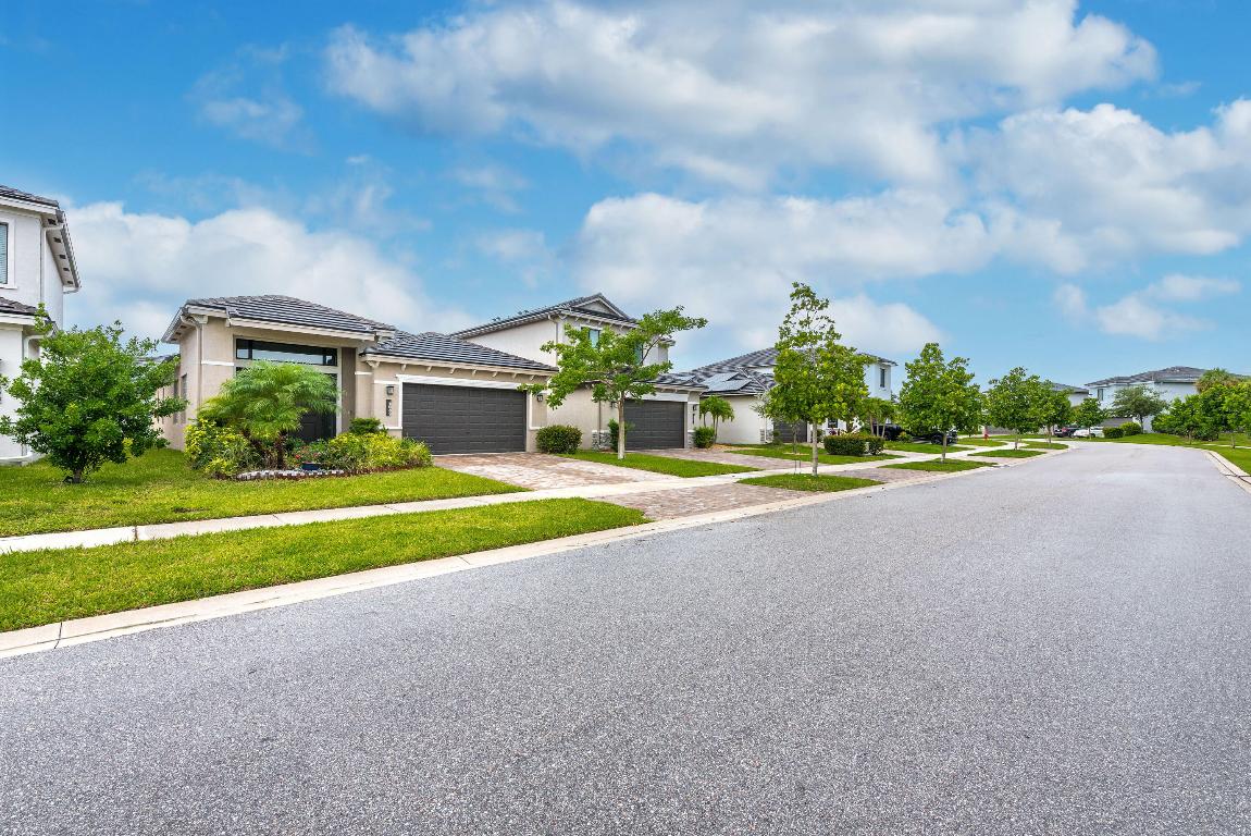 LANTANA FARMS PUD - Residential