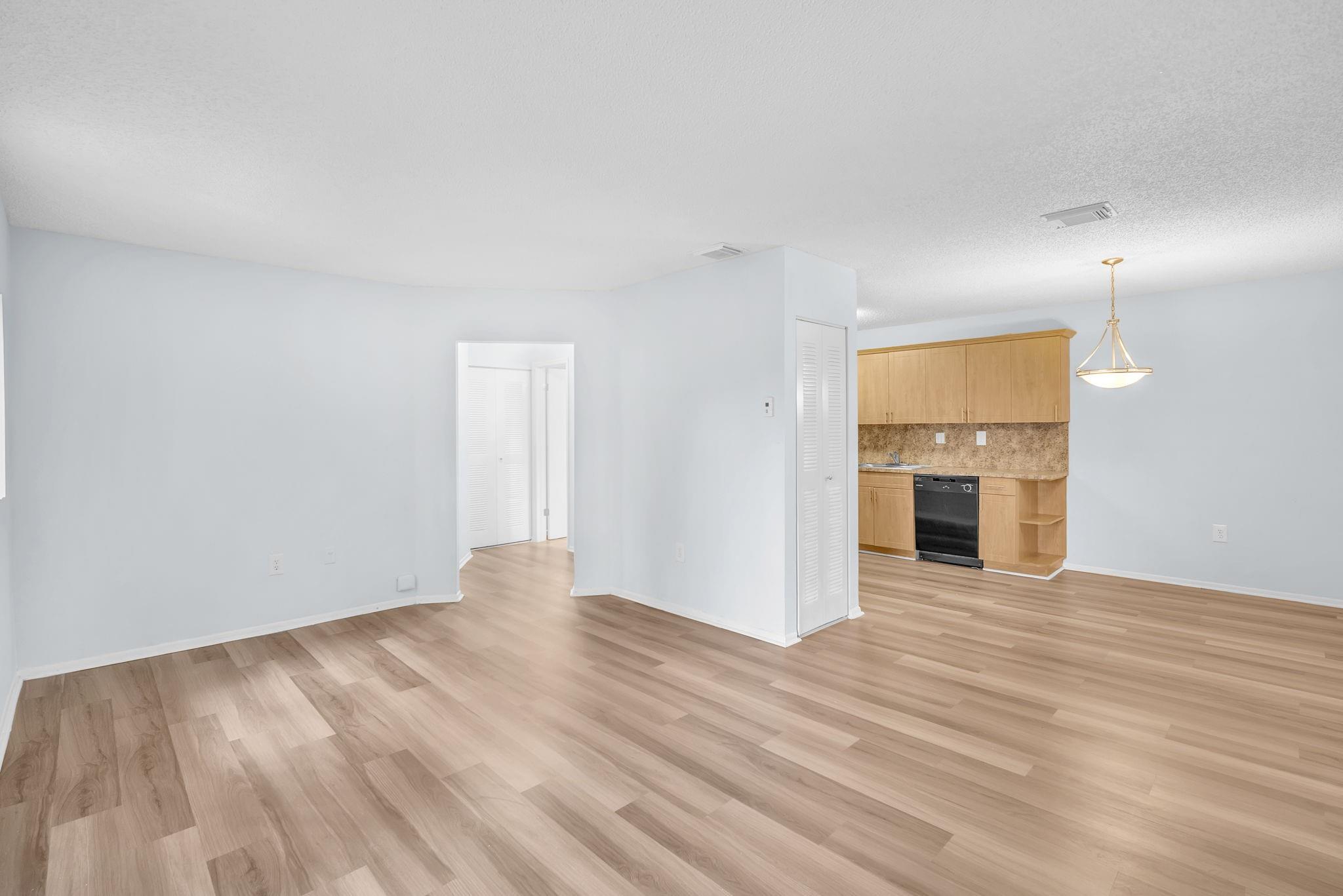 FAIRWAY VIEW - Residential Lease