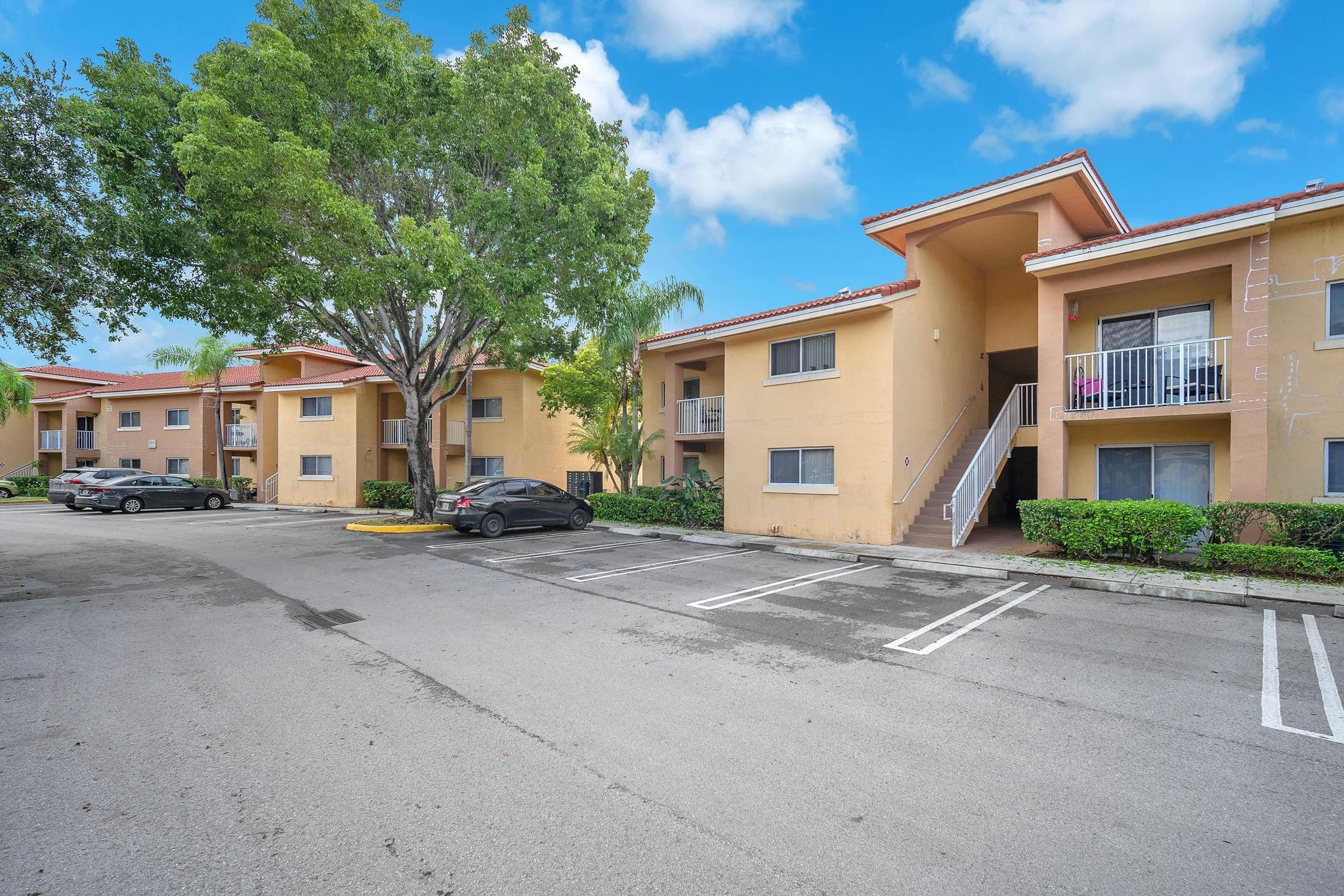 FAIRWAY VIEW - Residential Lease