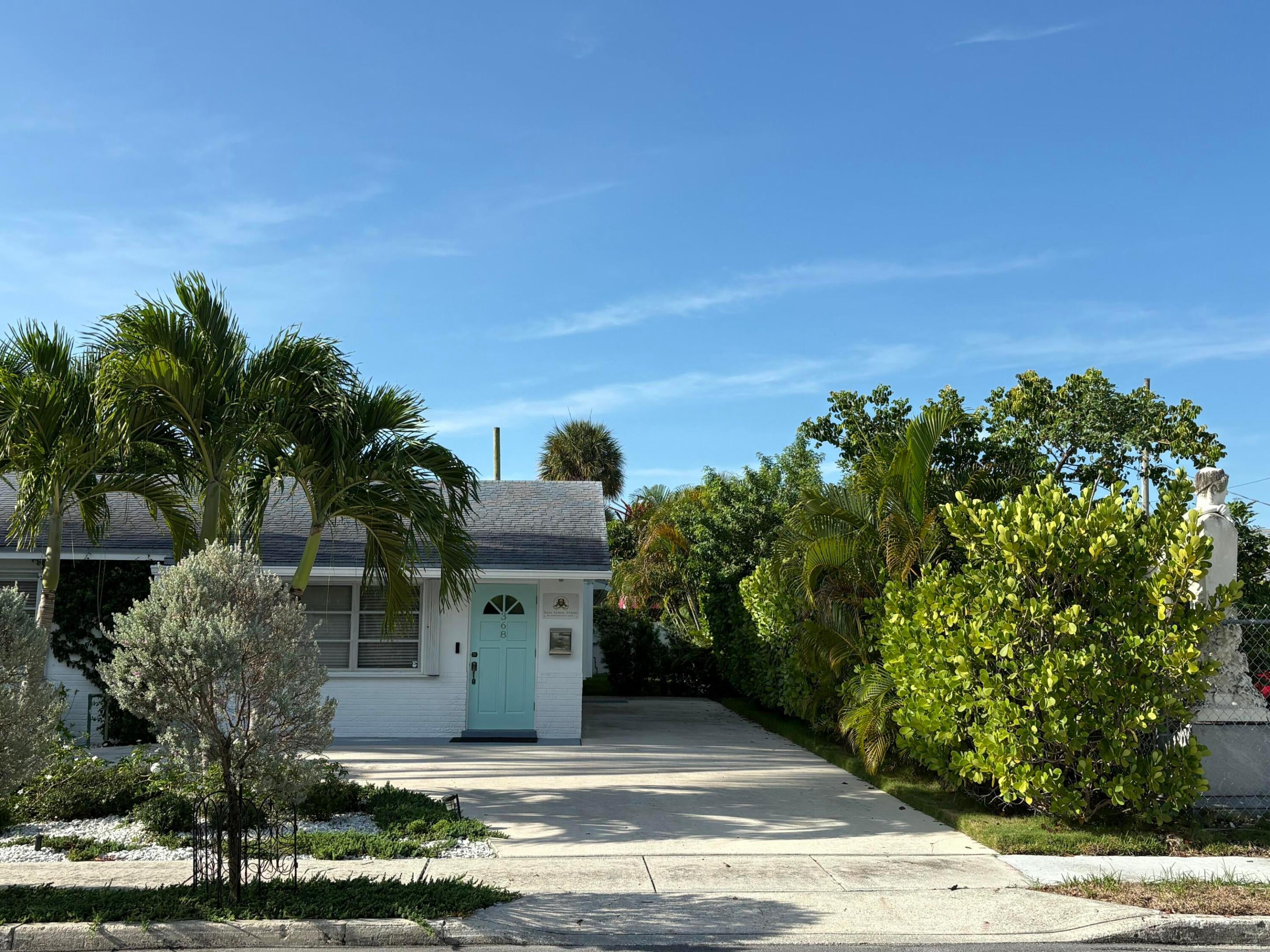 368 Plymouth Road