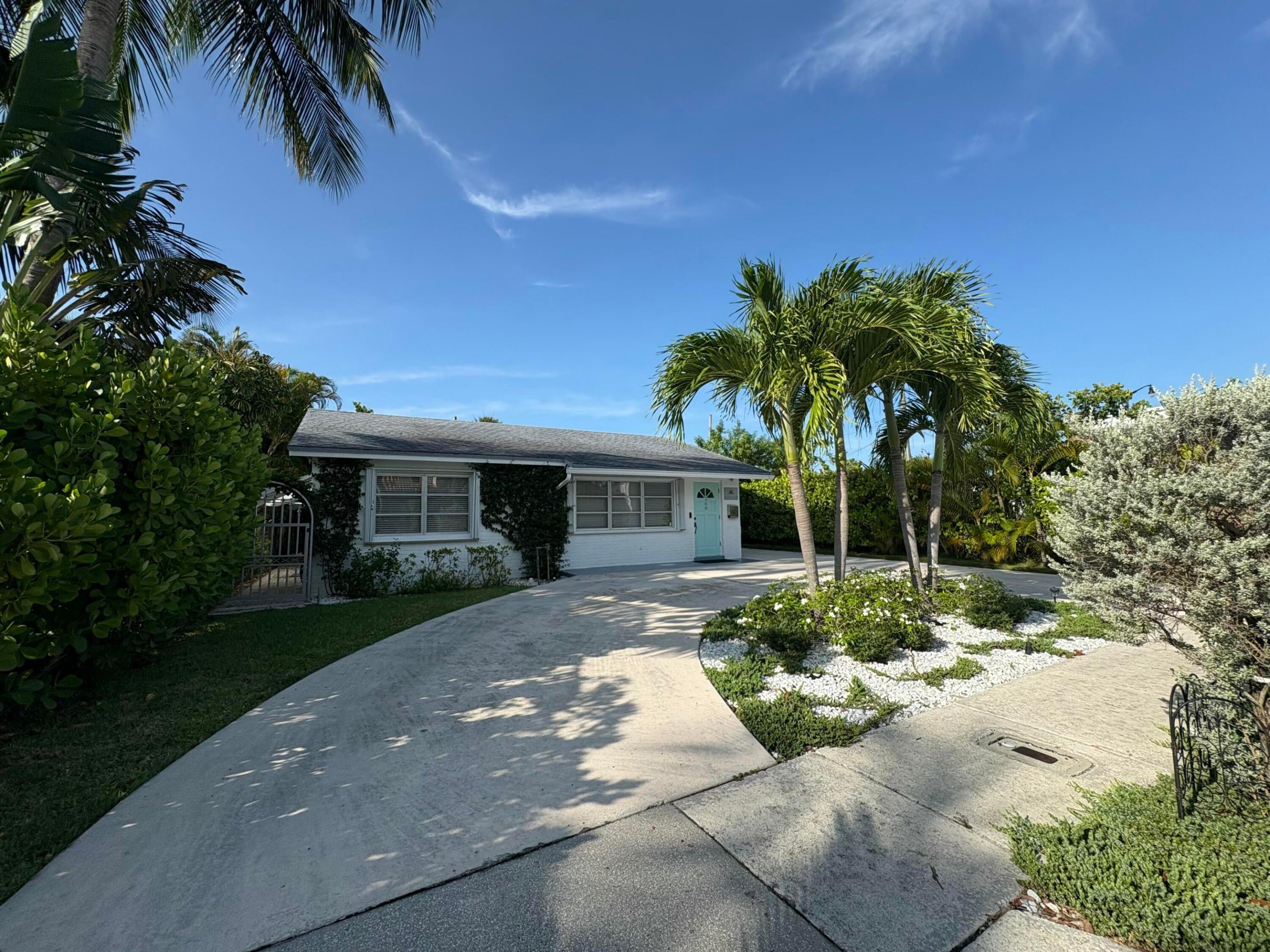 368 Plymouth Road