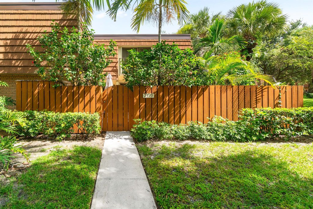 Photo of 2535 25th Court, Jupiter, FL 33477 (MLS # R11106014)