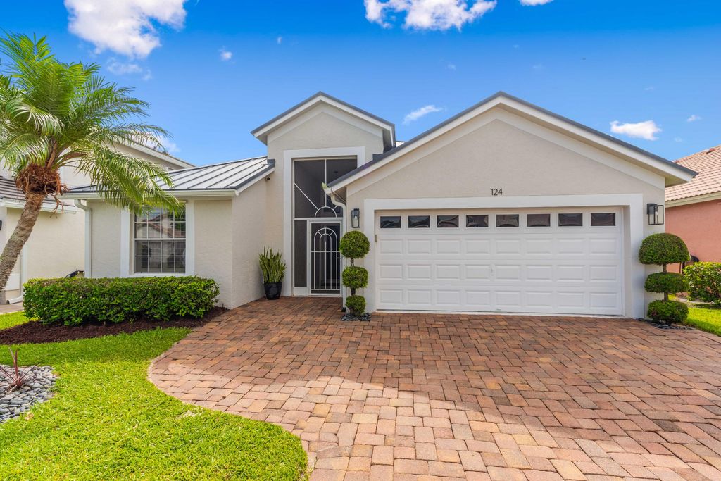 Photo of 124 Egret Drive, Jupiter, FL 33458 (MLS # R10994104)