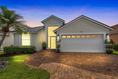 Single Family Residence in Jupiter FL 124 Egret Drive.jpg