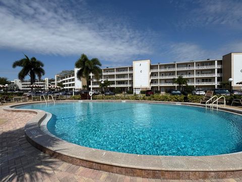 203 Southampton A West Palm Beach FL 33417