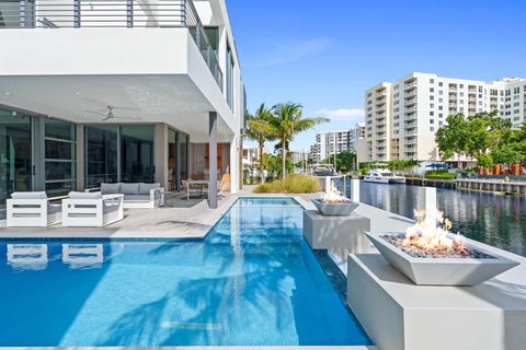 A home in Lauderdale By The Sea