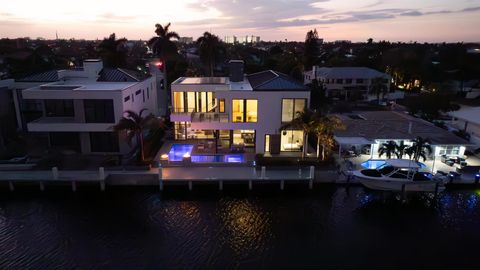 A home in Lauderdale By The Sea