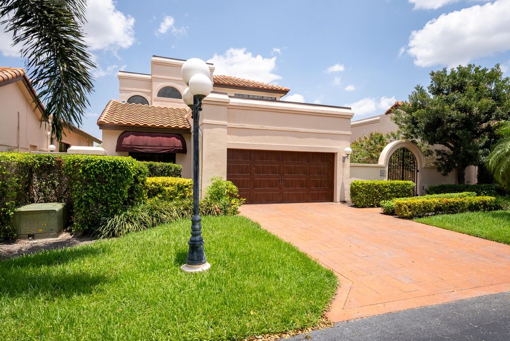 Photo of 2881 Deer Creek Via Napoli, Deerfield Beach, FL 33442 (MLS # R11070373)