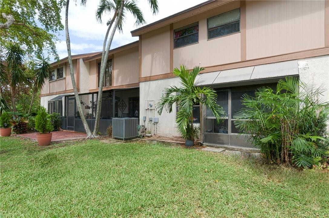 Golden Raintree III - Residential