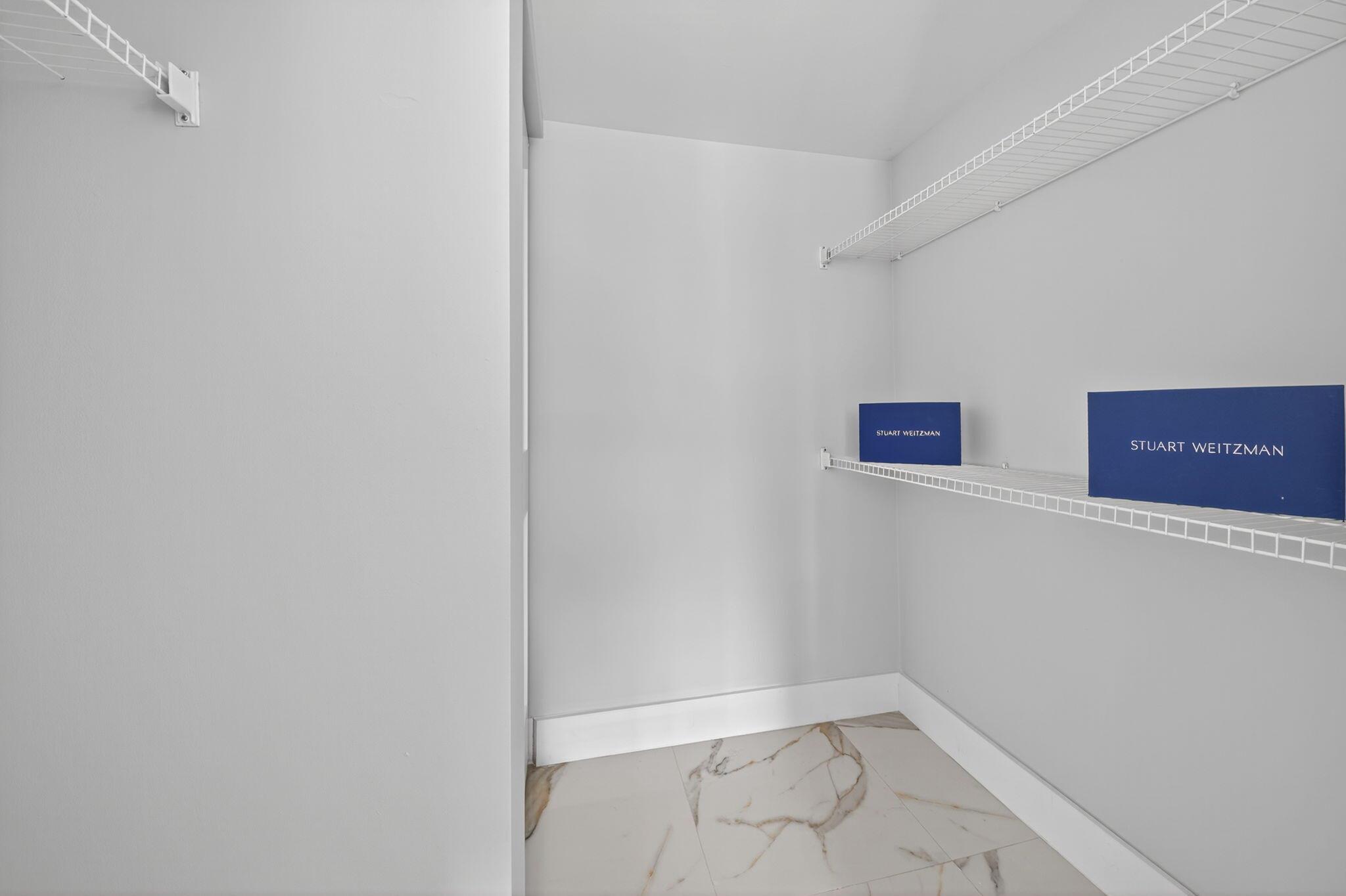 THIRTY TWO HUNDRED CONDO - Residential